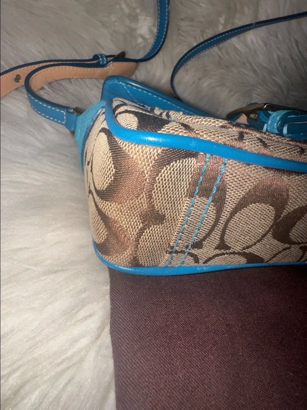 Vintage Y2K Coach SOHO Signature Canvas Crossbody - Picture 6 of 12